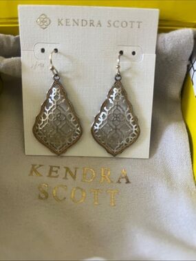 Kendra Scott Gold Filigree Teardrop Earrings with Neutral Inlay